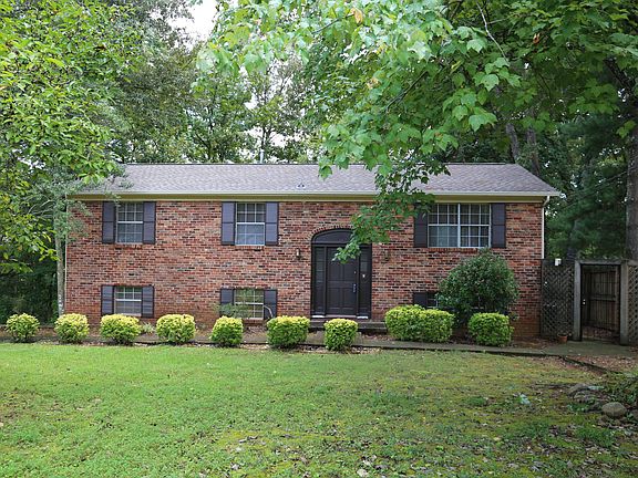 4th image of 8244 Landmark Dr