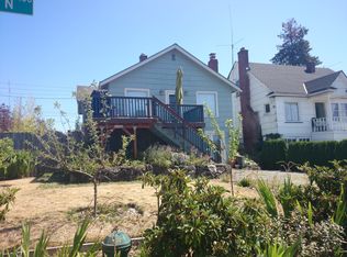 9756 Phinney Ave N, Seattle, WA 98103
