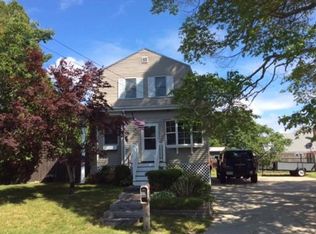949 Abrams St, New Bedford, MA 02745