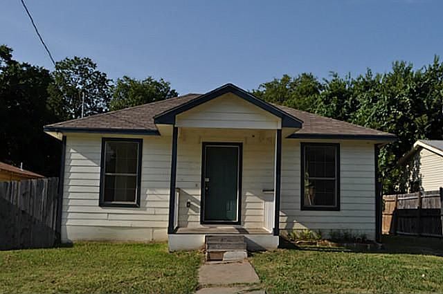 1st image of 2113 W East Roberts St