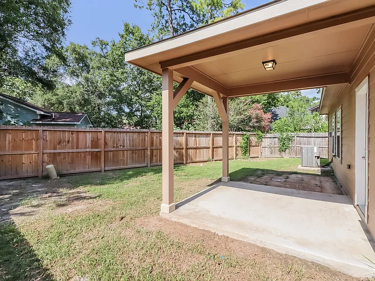 718 Neap Ct — Photo 16