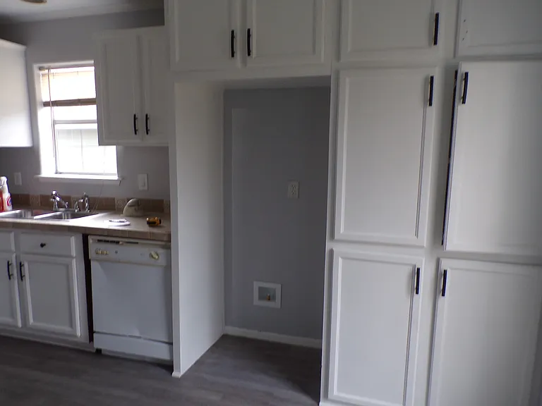 1305 Jones St — Photo 6