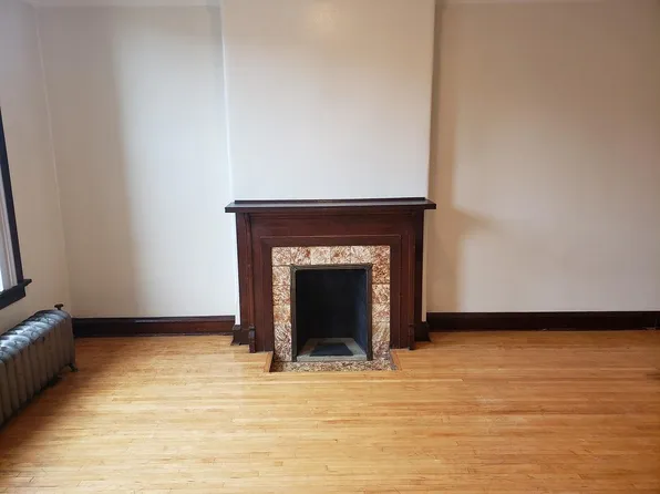 506 1/2 E 4th St, Duluth, MN
