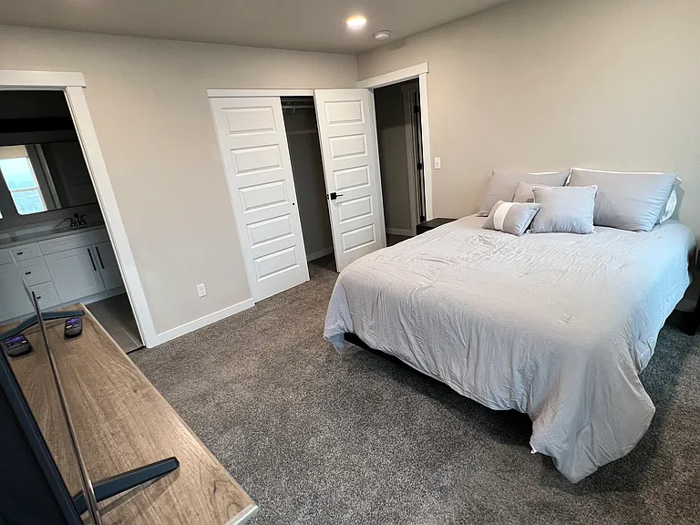 2502 Castle Pines Dr — Photo 8
