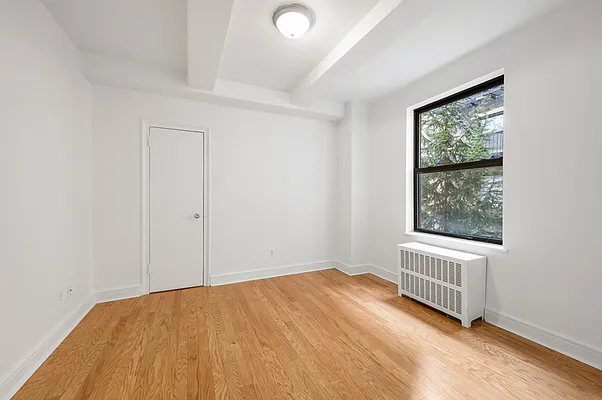 Rented by Cooper & Cooper Real Estate | media 4