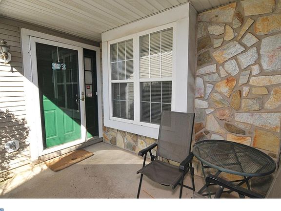 2nd image of 263 Sequoia Dr