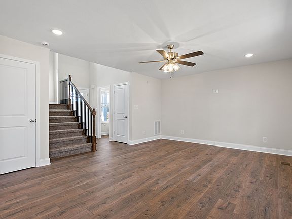 4th image of 1221 Elizabeth Ln Lot 115