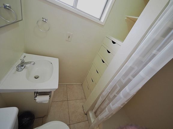 5th image of 1287 Bresee Ave #1287.5