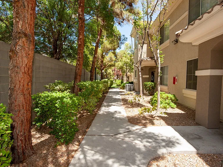 9050 W Warm Springs Rd #1132 — Photo 20