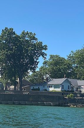 2nd image of 71 Gra Gull Dr