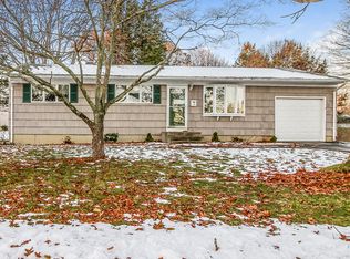 79 Indigo St, Mystic, CT 06355