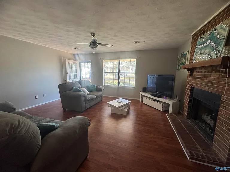 117 Water Oak Ct — Photo 32