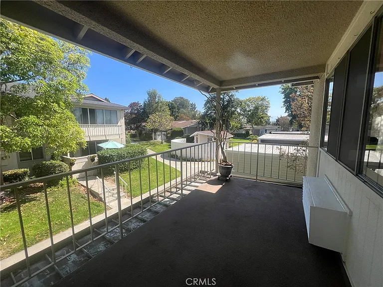 391 Avenida Castilla #O — Photo 13