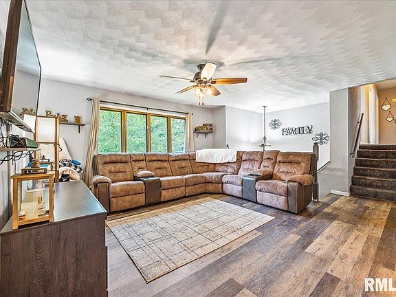 2nd image of 10376 Bellair Dr