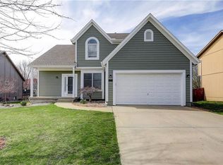 15764 S Kenwood St, Olathe, KS 66062