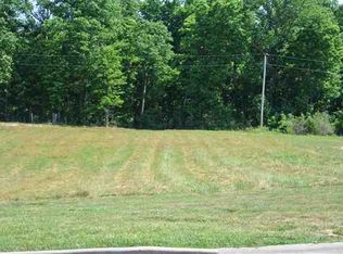 15 Spring Lake Rd, Perryville, MO 63775