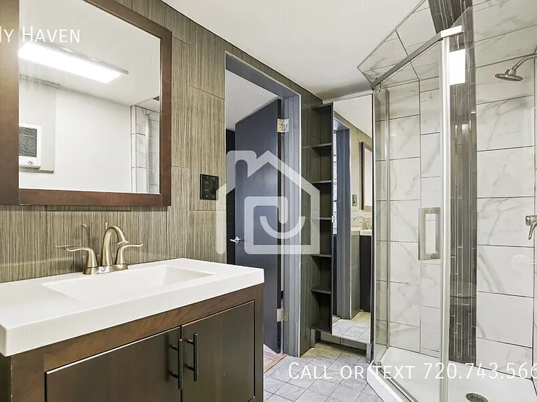 802 S Sherman St — Photo 14