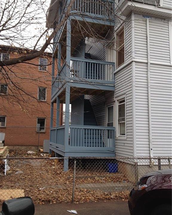 2nd image of 37-39 Otis St