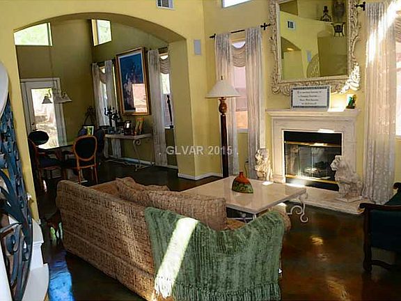 2nd image of 3749 Climbing Rose St