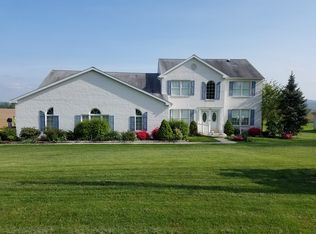 10204 Trexler Rd, Breinigsville, PA 18031