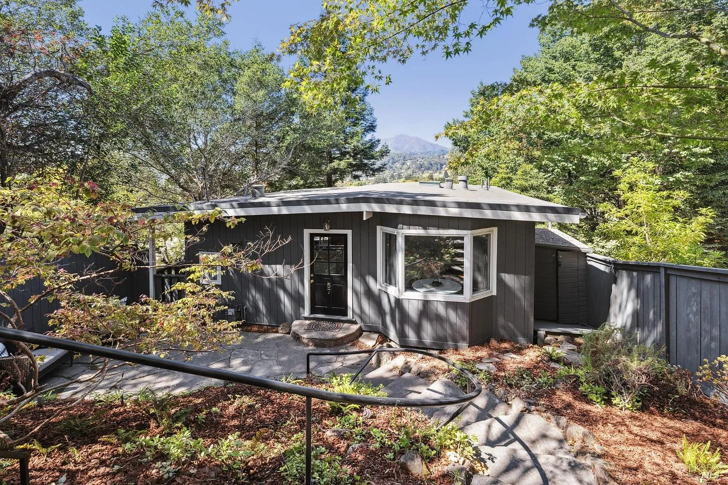 57 N Knoll Road photo 1