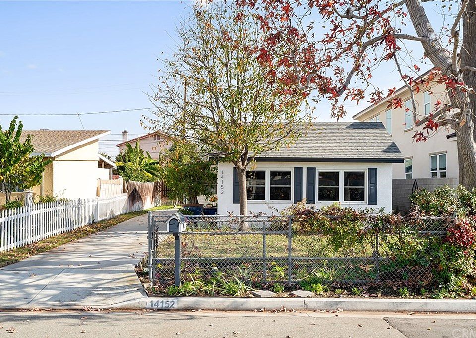 1st image of 14152 Alta Pl
