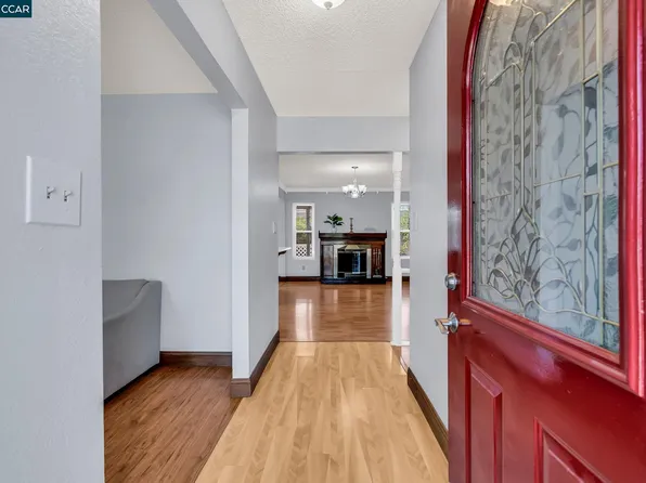 79 Chipman Ln, Suisun City, CA 94585