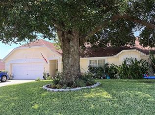 5424 Loma Vista Dr E, Davenport, FL 33896