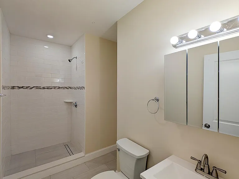 22 Holyoke Rd #1 — Photo 7