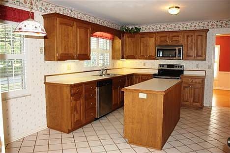 5th image of 603 Dunblane Dr