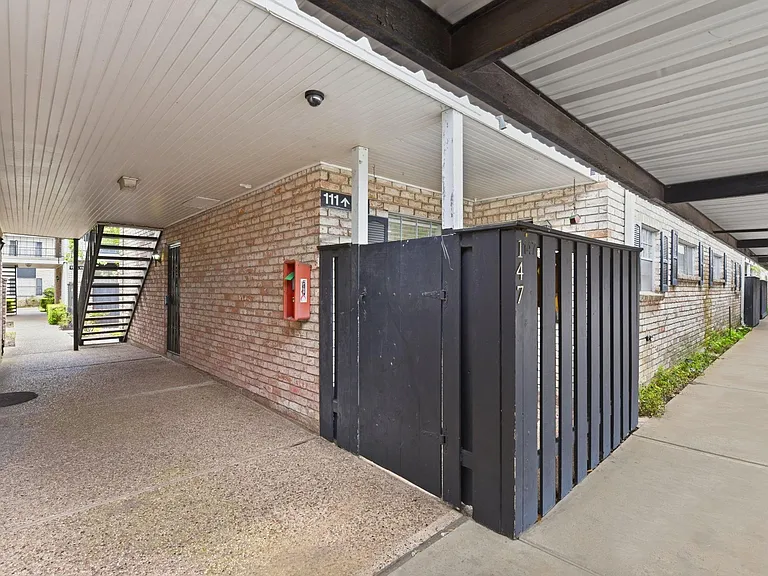 7900 Westheimer Rd #147 — Photo 34