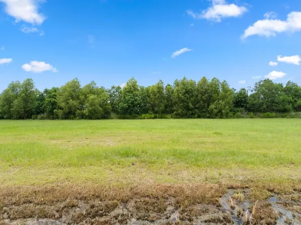 Nine Oaks Dr Lot 8, Lake Charles, LA 70607