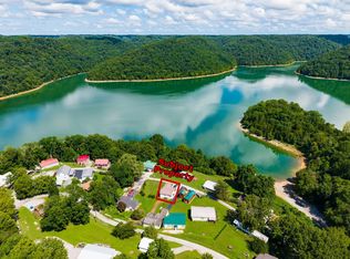 1369 Austin Lake Rd, Baxter, TN 38544