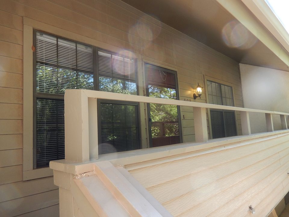 1st image of 11140 Stratford Dr APT 609