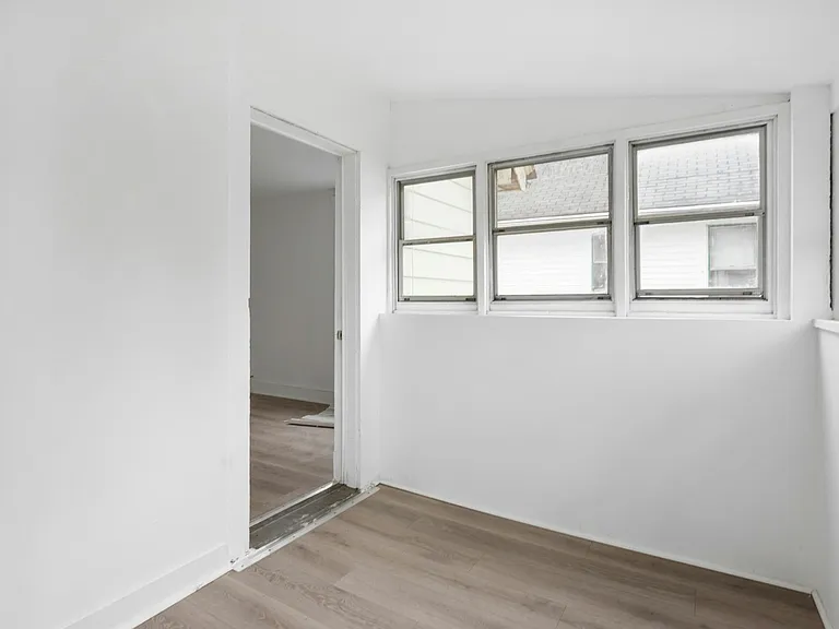 14608 Alder Ave — Photo 14