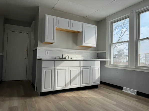 177 Walnut St #1, Buffalo, NY 14204