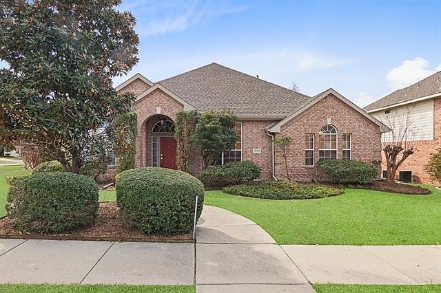 1st image of 3004 Great Southwest Dr