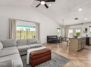 1111 N 64th St UNIT 2, Mesa, AZ 85205