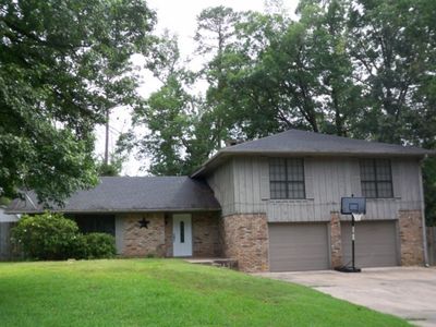 905 Moonbeam Ave, Center, TX, 75935
