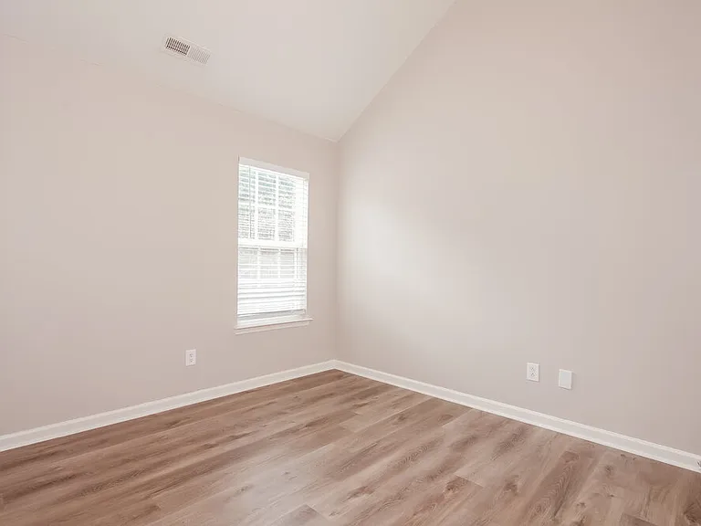 3236 Reid Brook Ln — Photo 12