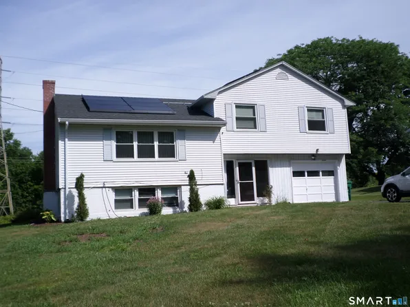 7 Craigmore Road, Bloomfield, CT 06002