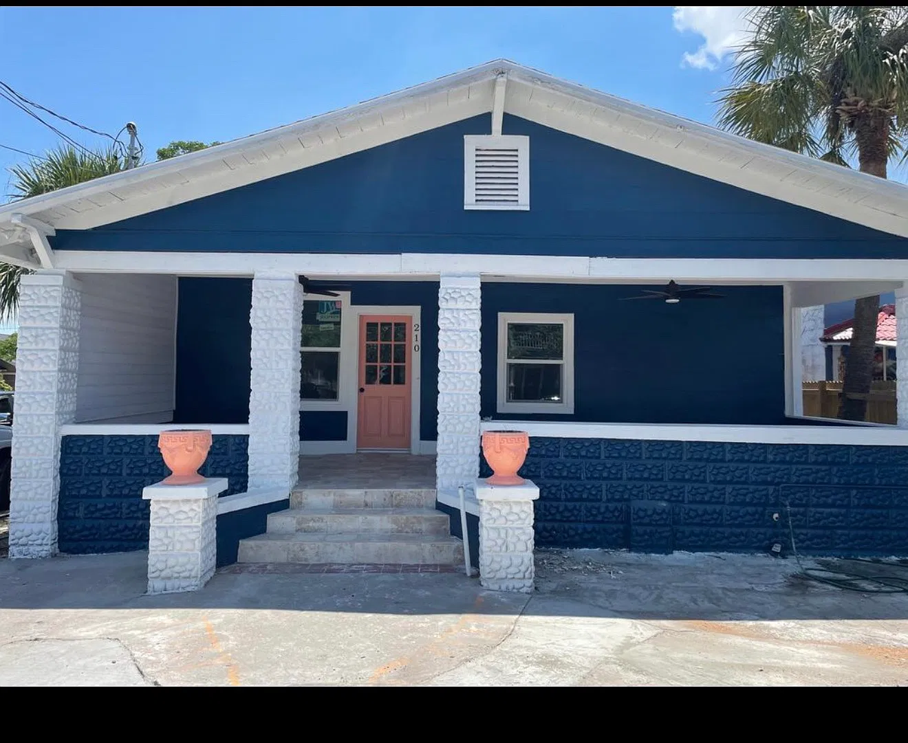 4 bed, 2200 sqft, $2,200 — Photo 1