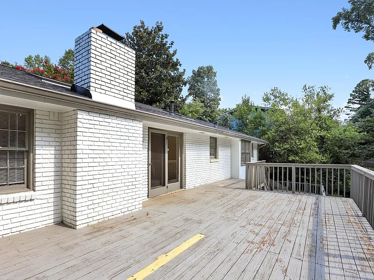 3304 Northbrook Dr — Photo 18