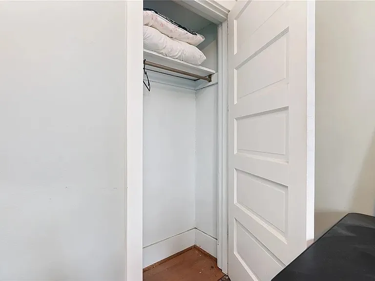 432 Antisbury St — Photo 13