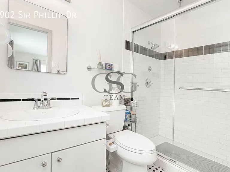 2902 Sir Phillip Dr — Photo 3