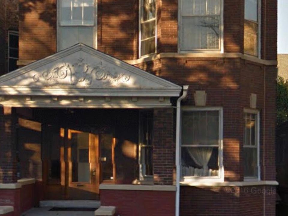 1st image of 2844 W Dickens Ave #2F
