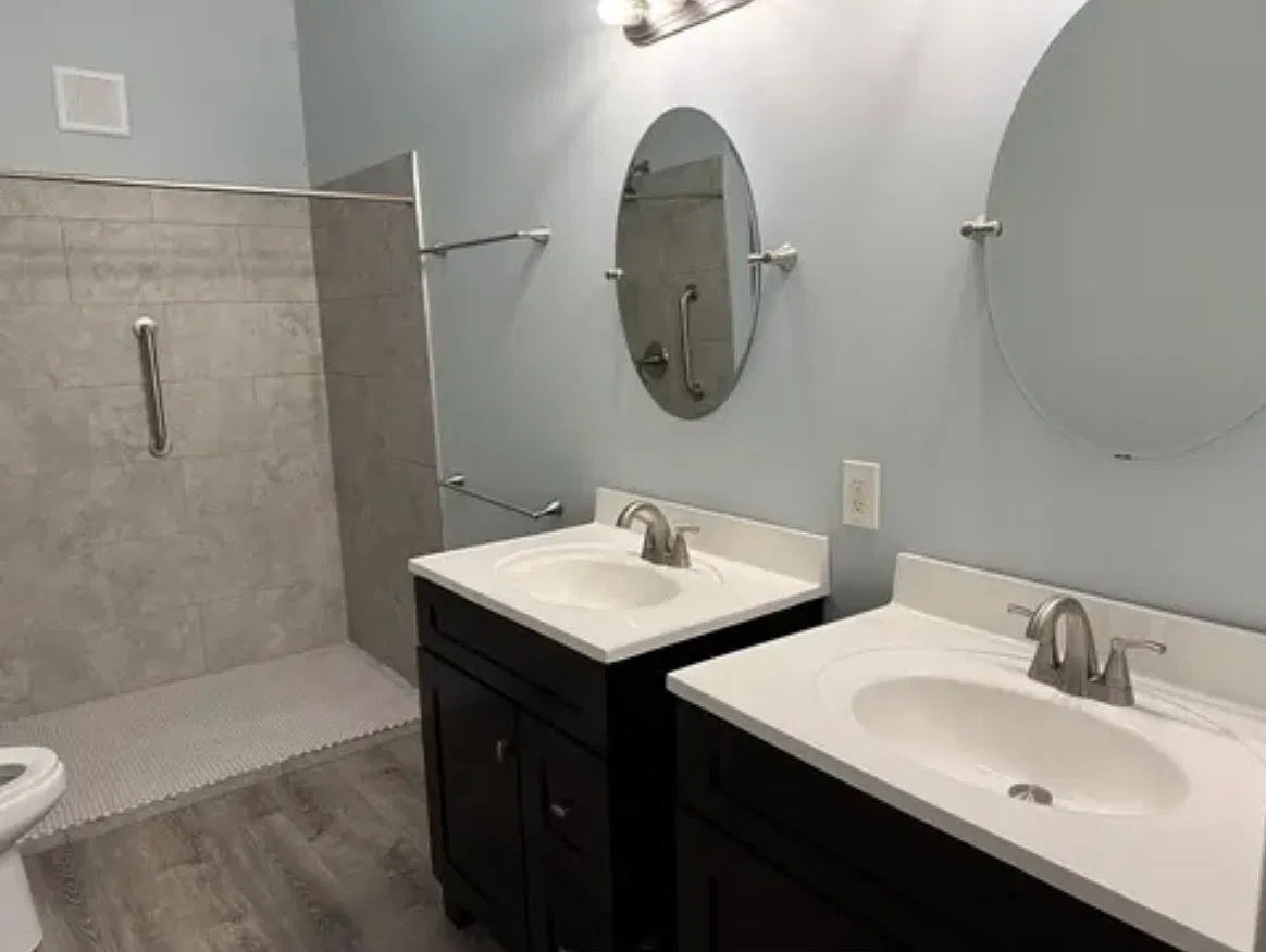 2 bed, 1300 sqft, $2,000 — Photo 4