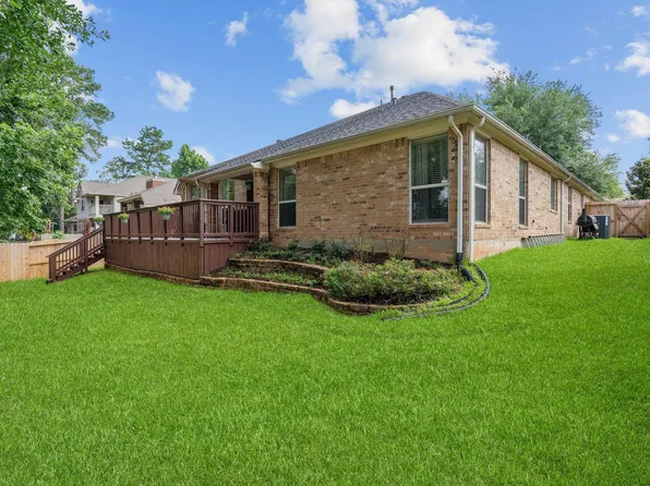 2504 N Yorkchase Ln, Conroe, TX 77304