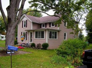 229 Dox Ave, Wilson, NY 14172