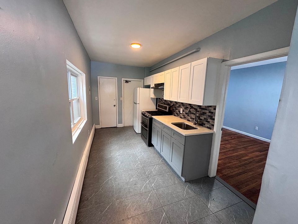 1st image of 166 Elmwood Ave #B1